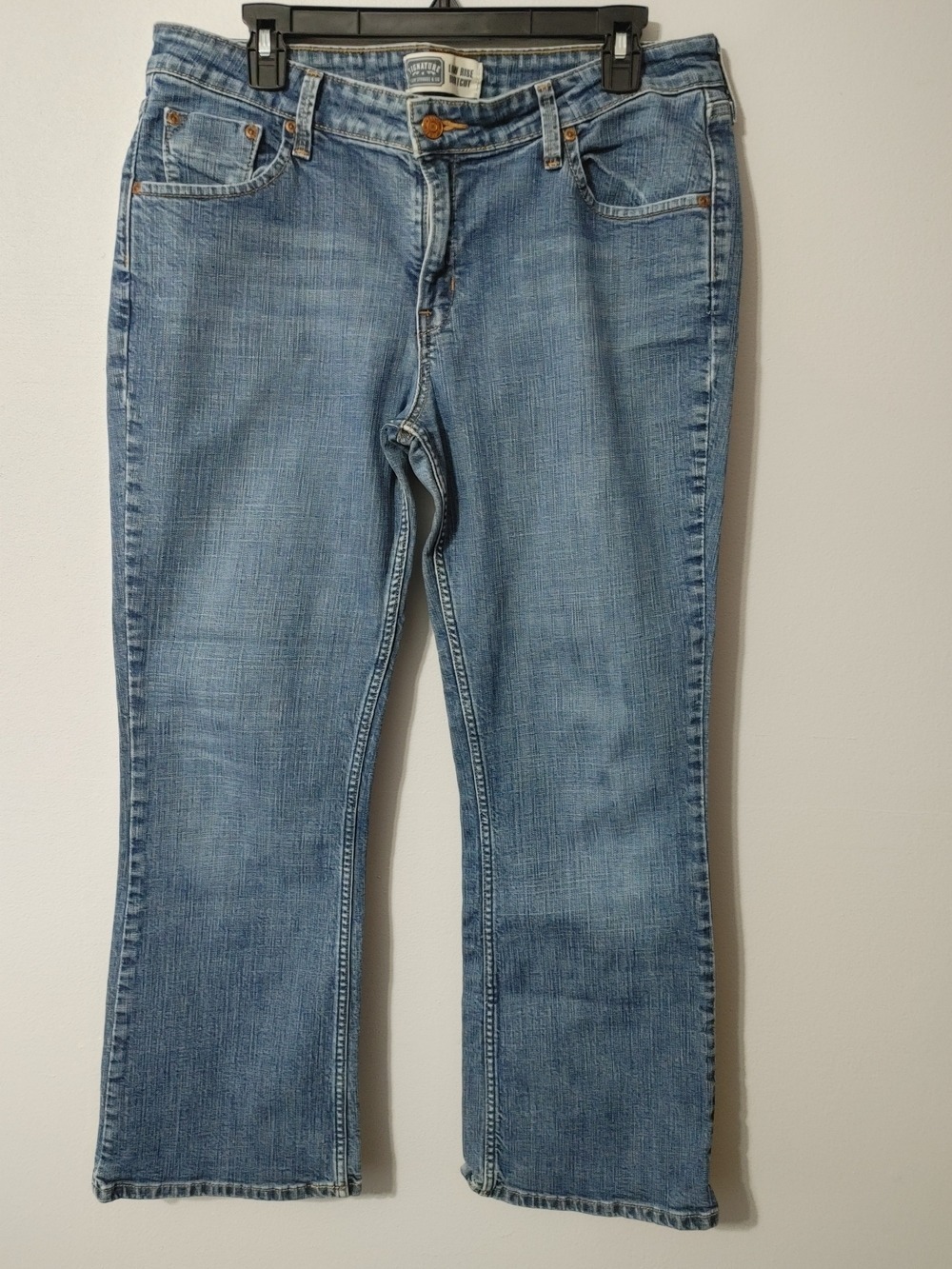 Levi's Signature Women's Light Blue Low Rise Bootcut Jeans Misses 14S